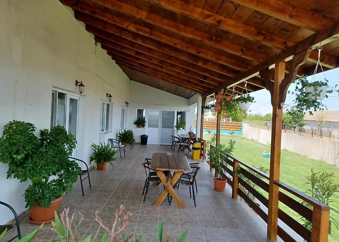 Pensiunea La Codru Guest house 3*